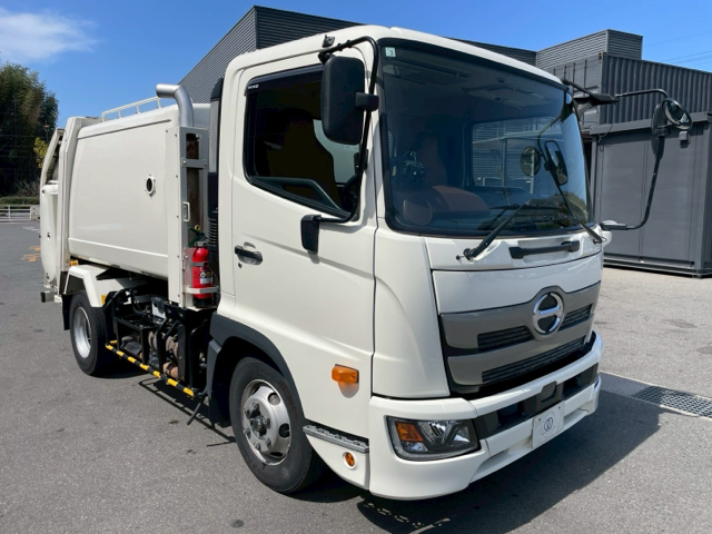 日野　レンジャープロ　パッカー車