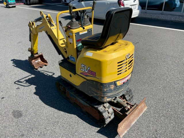 ヤンマー　ユンボ　SV05-B