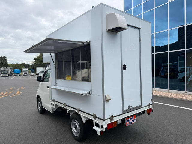 トヨタ　タウンエース　キッチンカー　